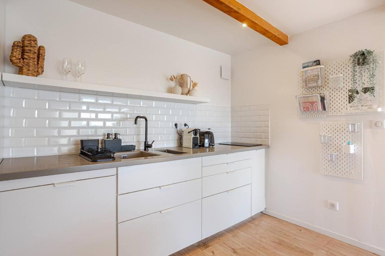 Guesthouse Les Maurins Saint-Sulpice-de-Faleyrens Esterno foto