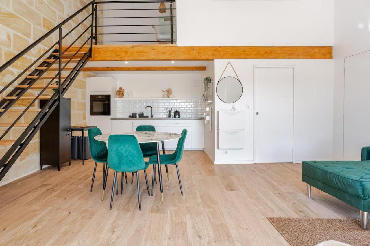 Guesthouse Les Maurins Saint-Sulpice-de-Faleyrens Esterno foto