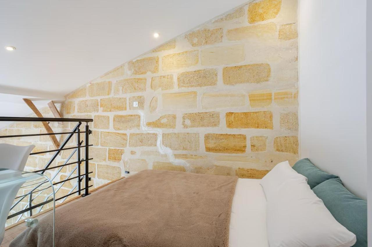 Guesthouse Les Maurins Saint-Sulpice-de-Faleyrens Esterno foto